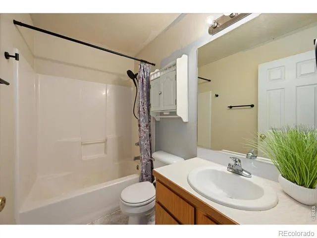 4745 Everglade Court Greeley, CO 80634
