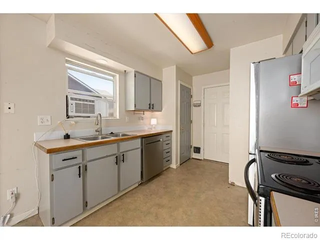 4745 Everglade Court Greeley, CO 80634