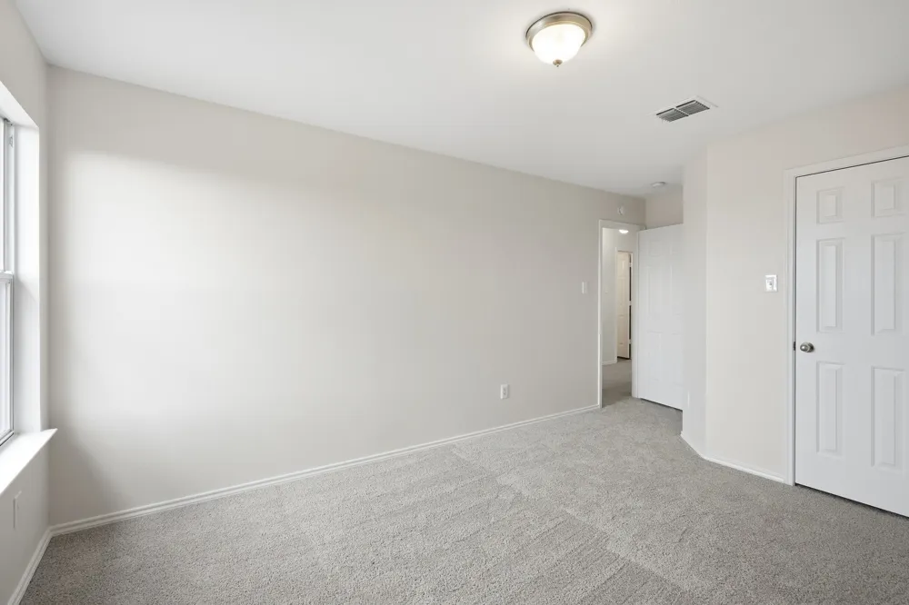 1213 Spring Water Drive Lancaster, TX 75134