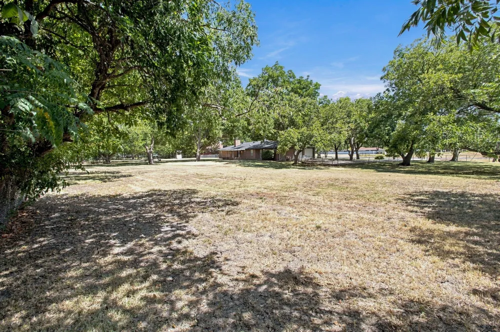 108 Lewis Street Crandall, TX 75114
