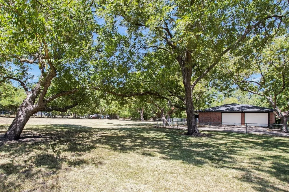 108 Lewis Street Crandall, TX 75114