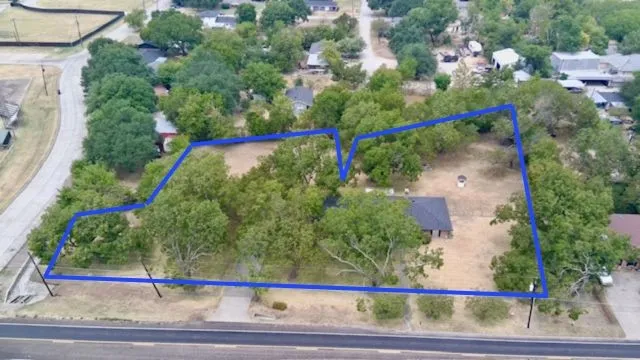 108 Lewis Street Crandall, TX 75114