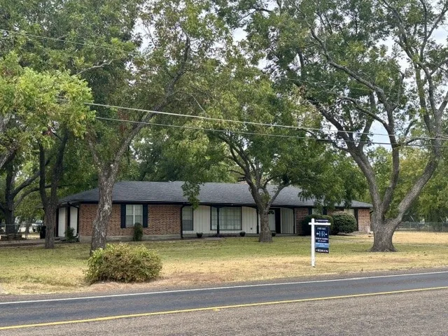 108 Lewis Street Crandall, TX 75114