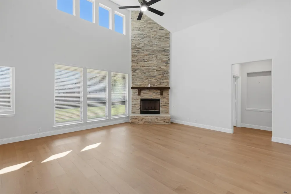 1003 Moss Grove Trail Justin, TX 76247