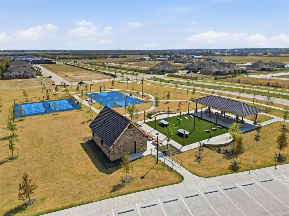 1003 Moss Grove Trail Justin, TX 76247