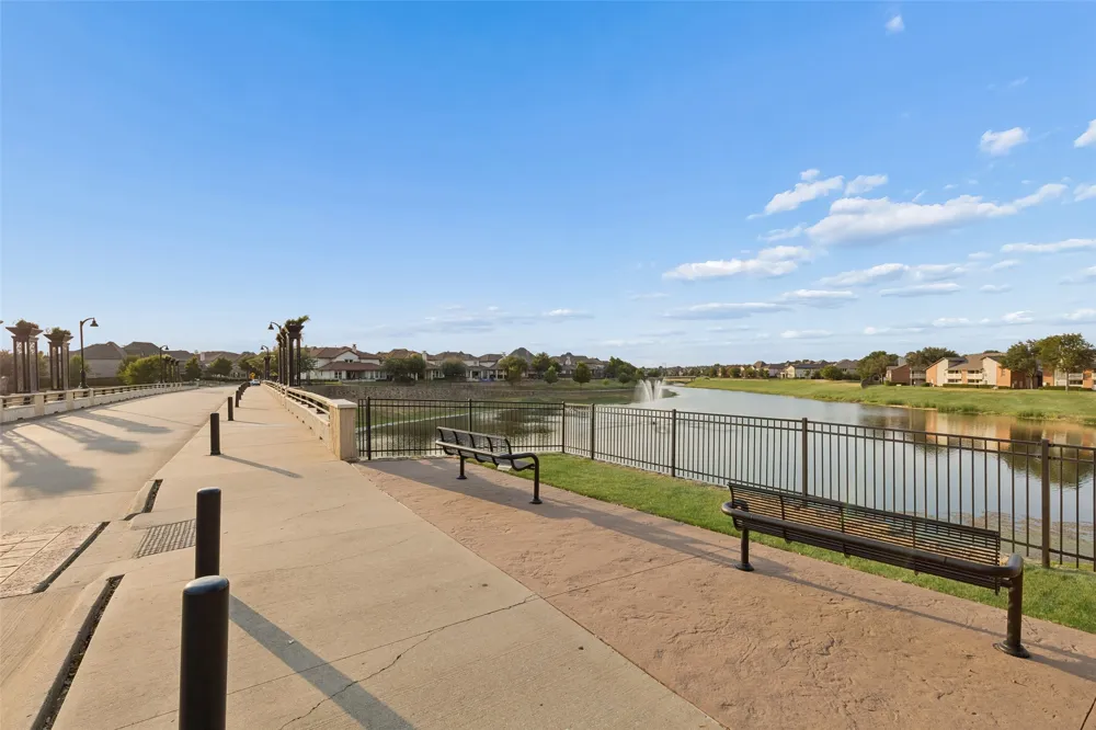 7266 Clementine Drive Irving, TX 75063