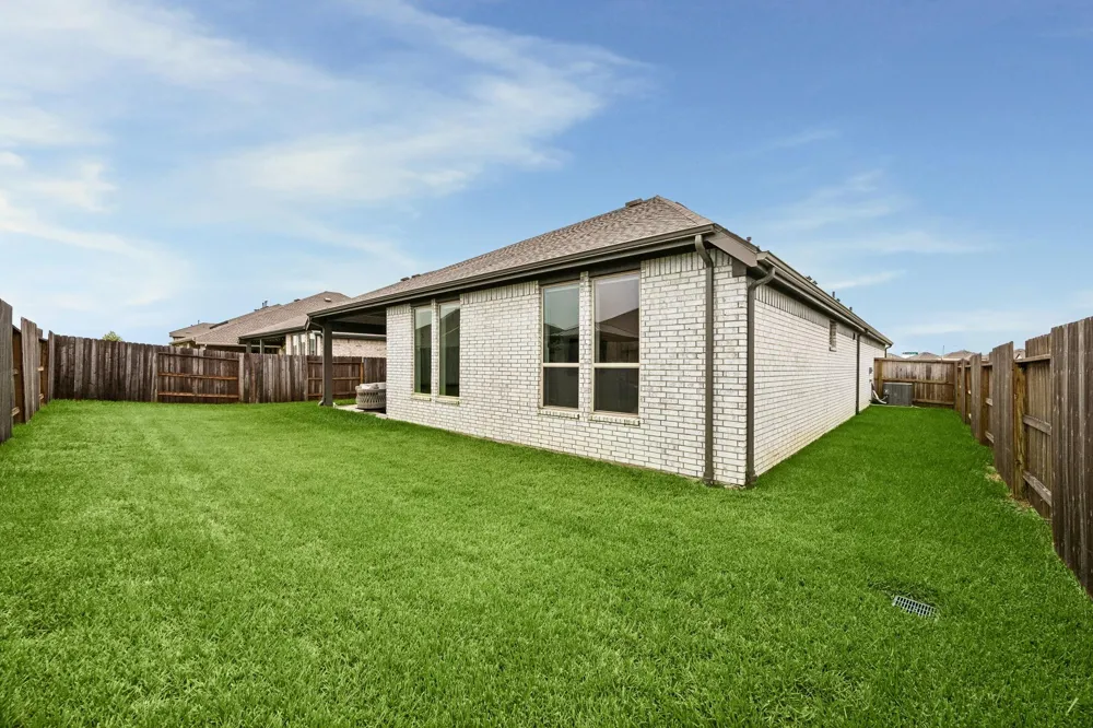 2118 Cottage Bridge Road League City, TX 77573