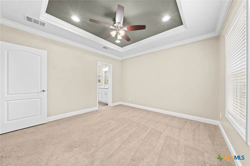 711 La Cresta Drive Canyon Lake, TX 78133