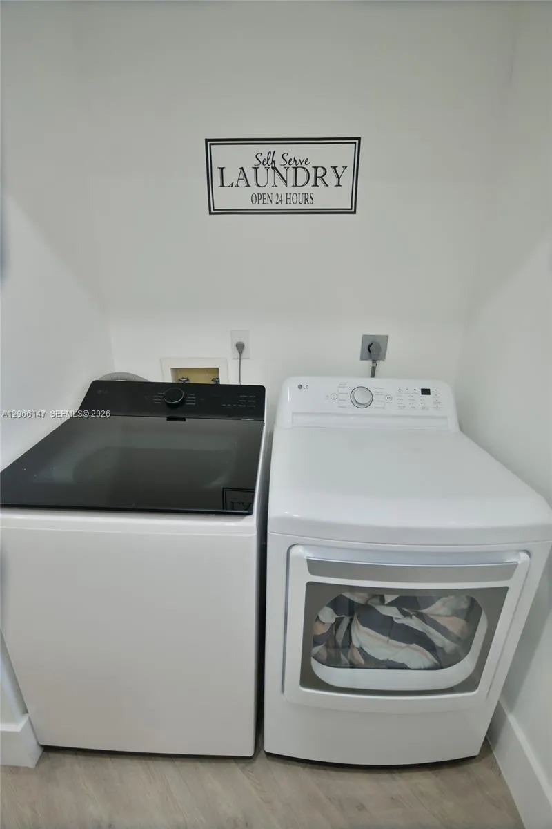 10026 Hammocks Blvd #103-6 Miami, FL 33196