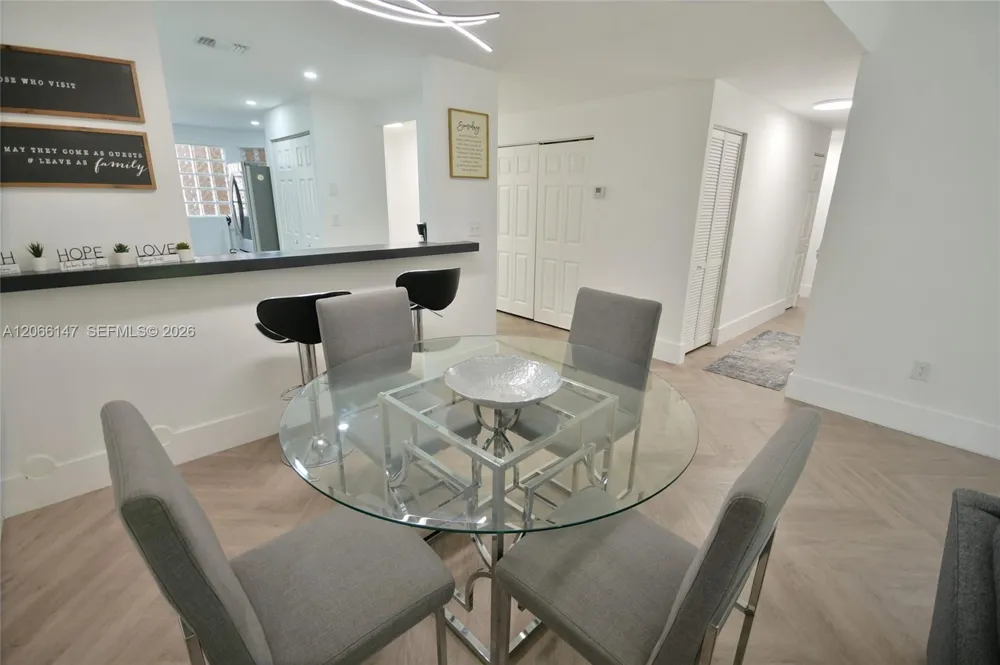 10026 Hammocks Blvd #103-6 Miami, FL 33196