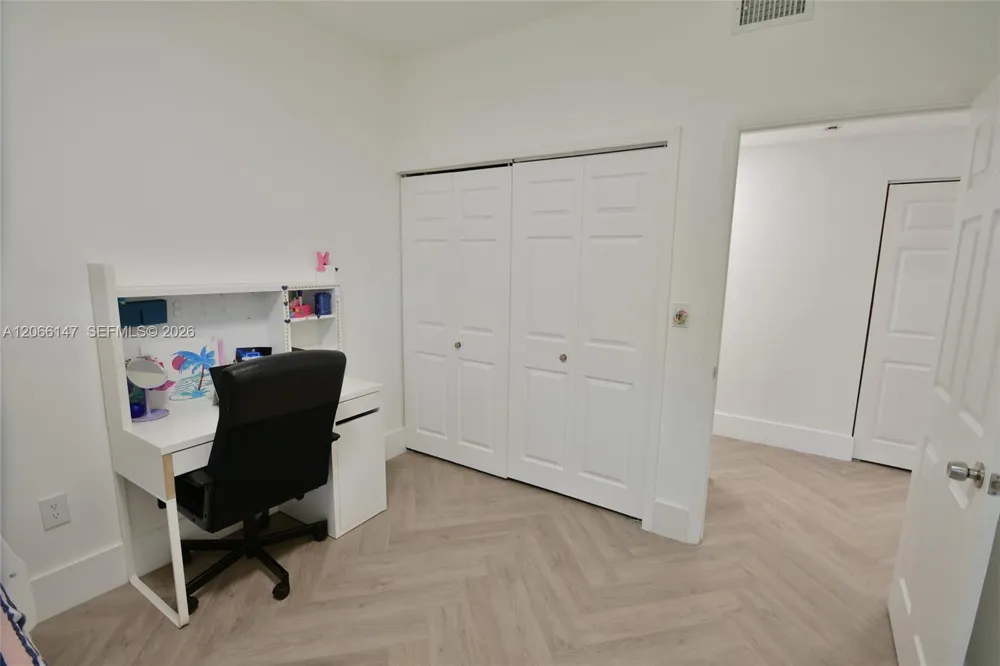 10026 Hammocks Blvd #103-6 Miami, FL 33196