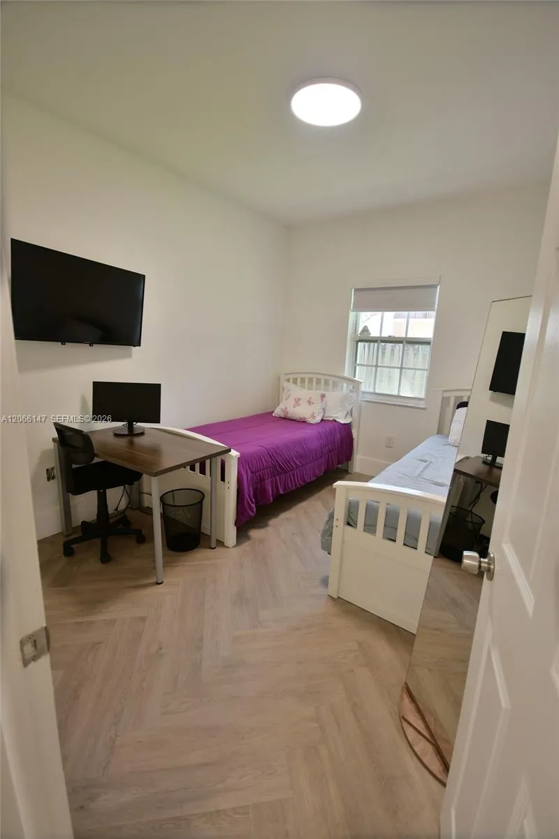 10026 Hammocks Blvd #103-6 Miami, FL 33196