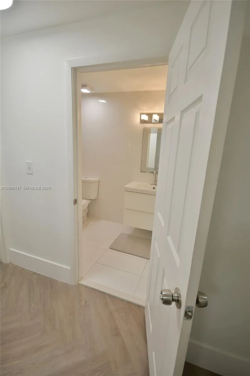 10026 Hammocks Blvd #103-6 Miami, FL 33196