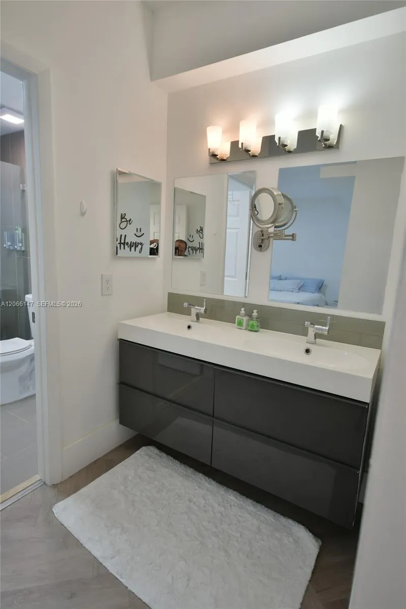 10026 Hammocks Blvd #103-6 Miami, FL 33196
