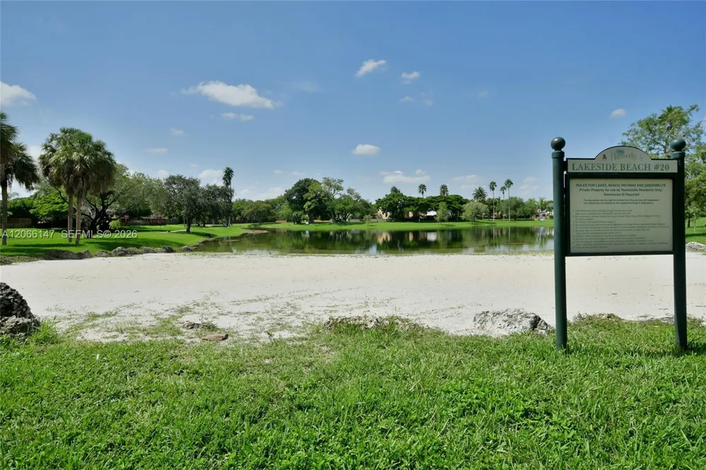 10026 Hammocks Blvd #103-6 Miami, FL 33196