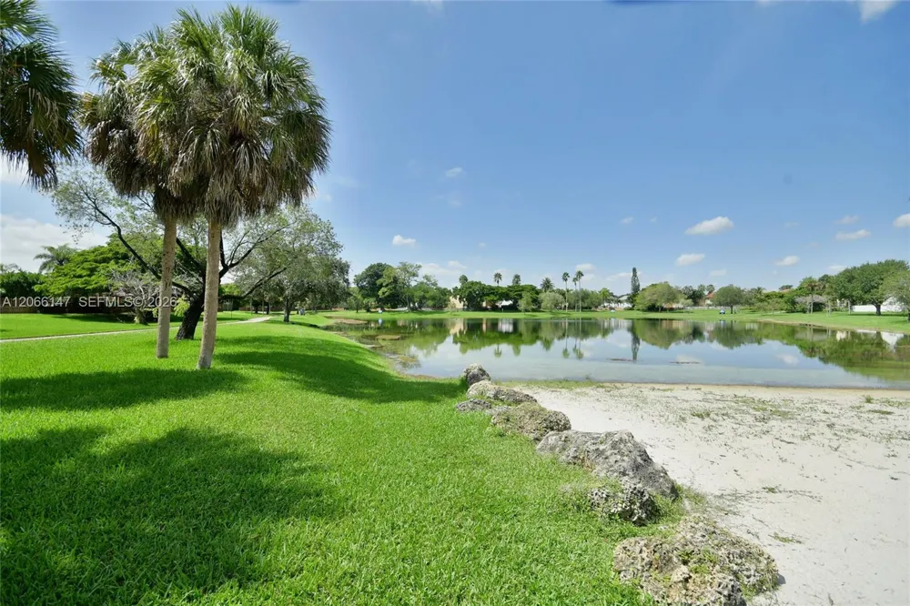 10026 Hammocks Blvd #103-6 Miami, FL 33196