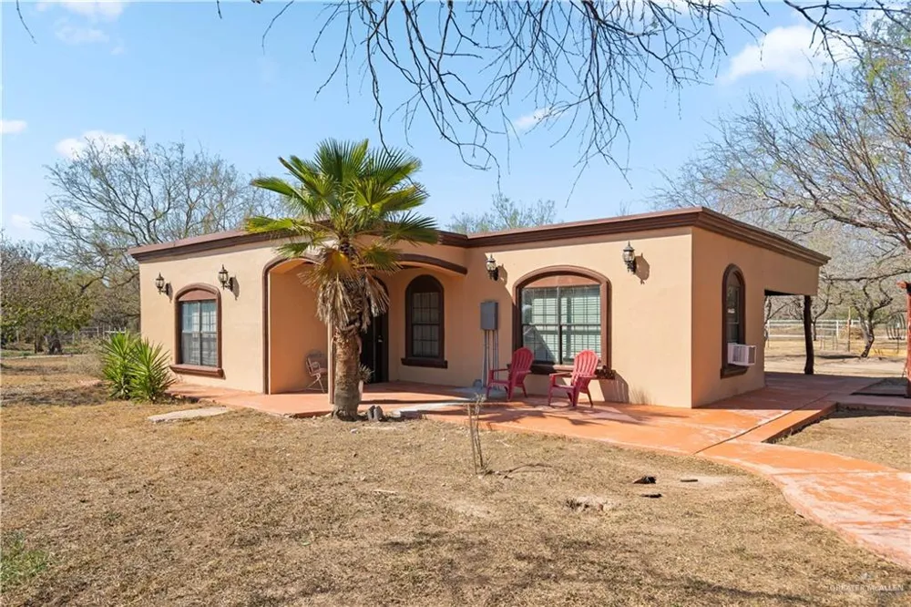 38713 FM 681 Linn, TX 78563