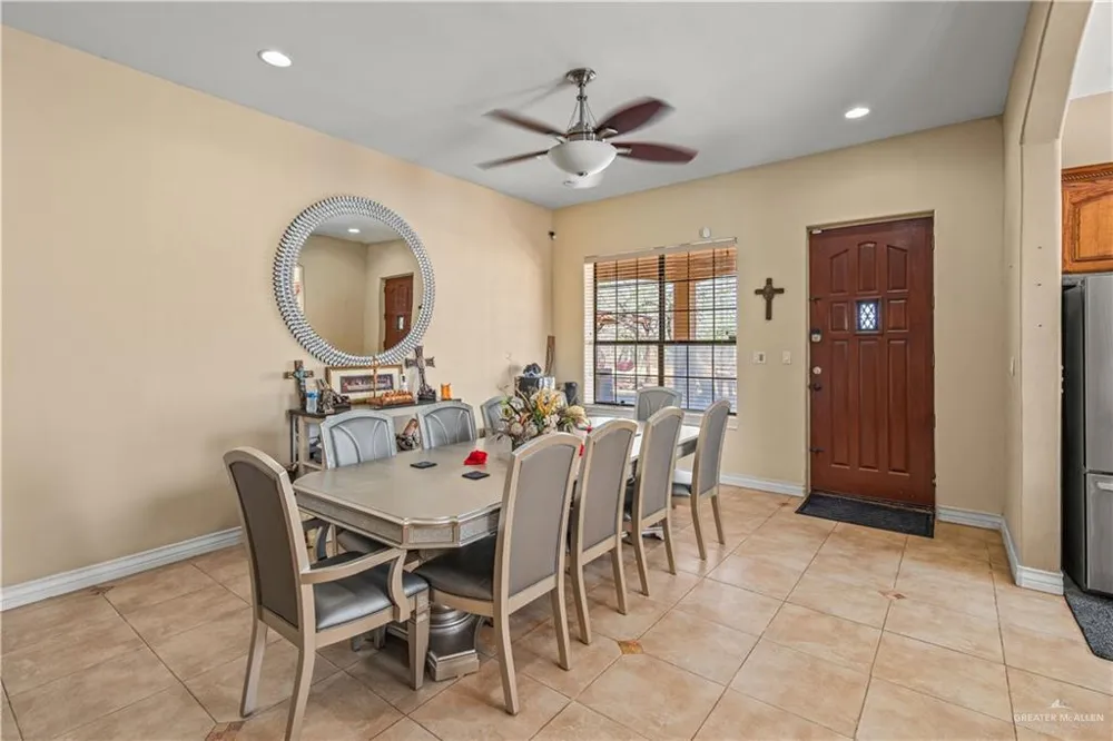 38713 FM 681 Linn, TX 78563