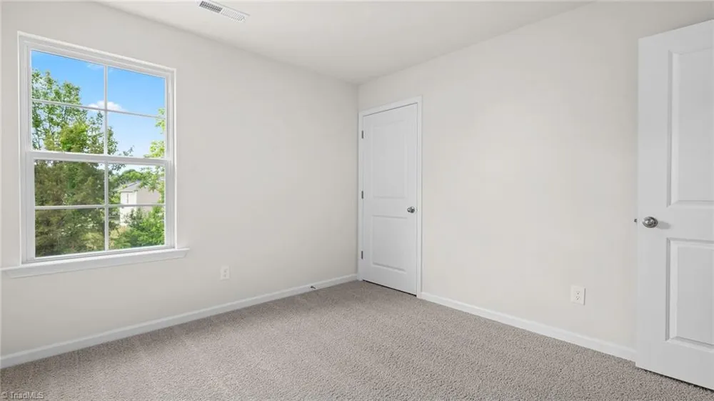 6687 Capstone Court Rural Hall, NC 27045