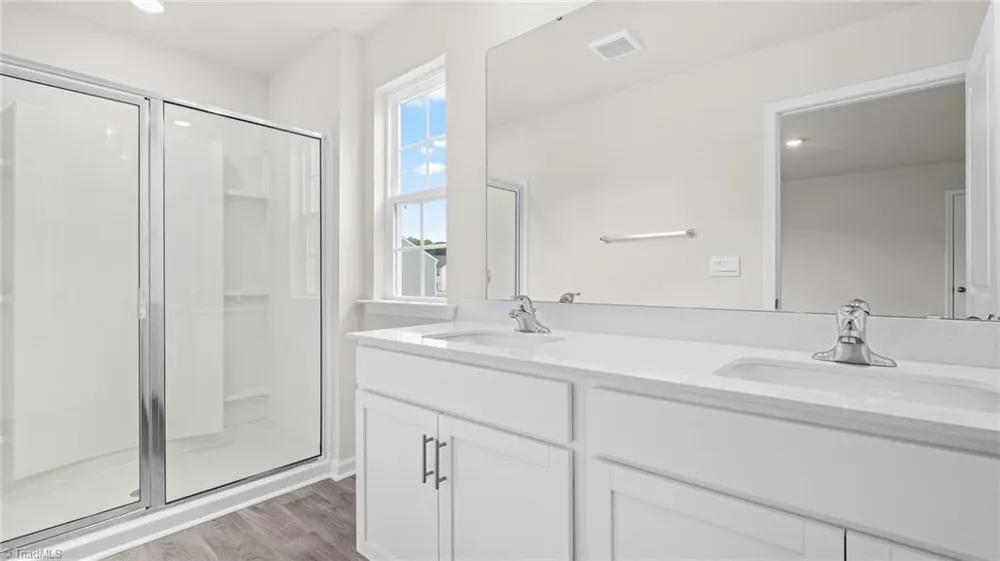 6687 Capstone Court Rural Hall, NC 27045