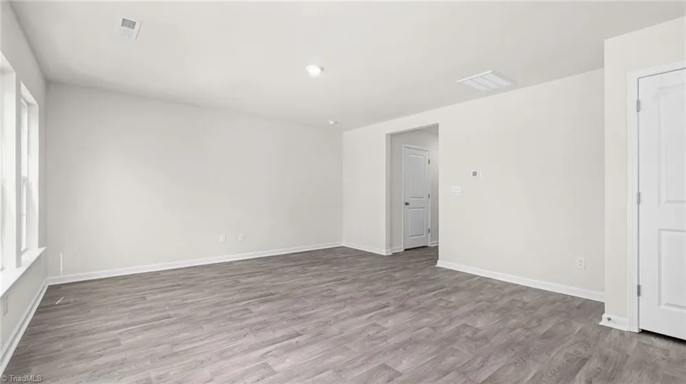 6687 Capstone Court Rural Hall, NC 27045