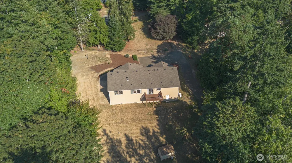 8479 E Caraway Road Port Orchard, WA 98366