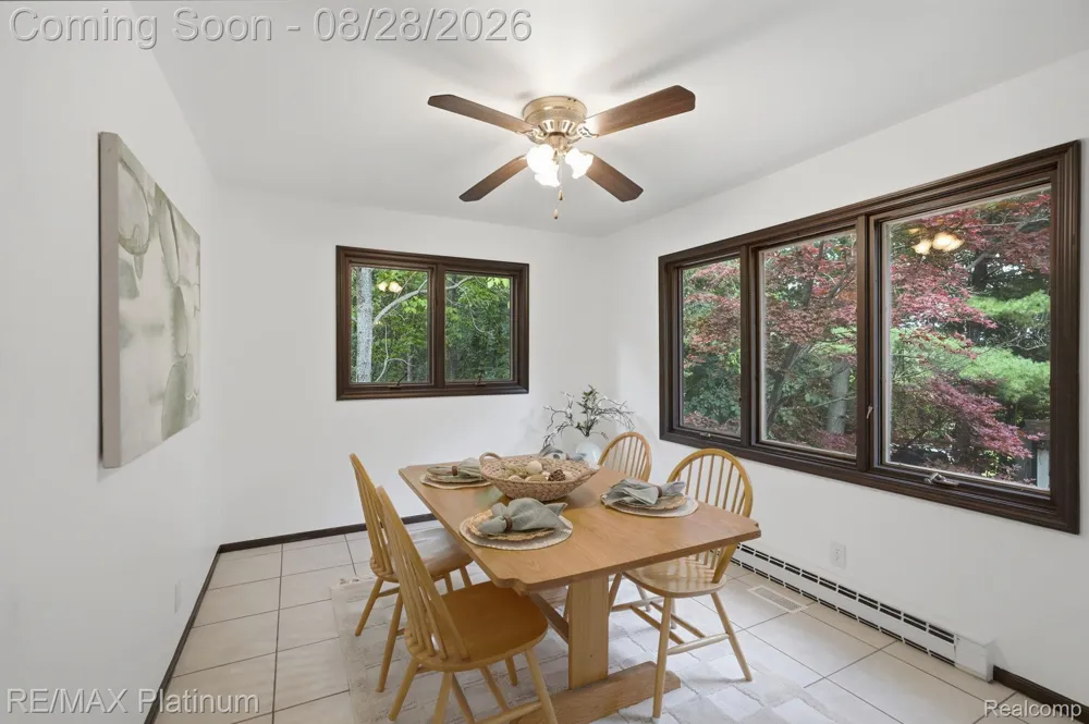 2420 Shagbark Milford Charter Township, MI 48380