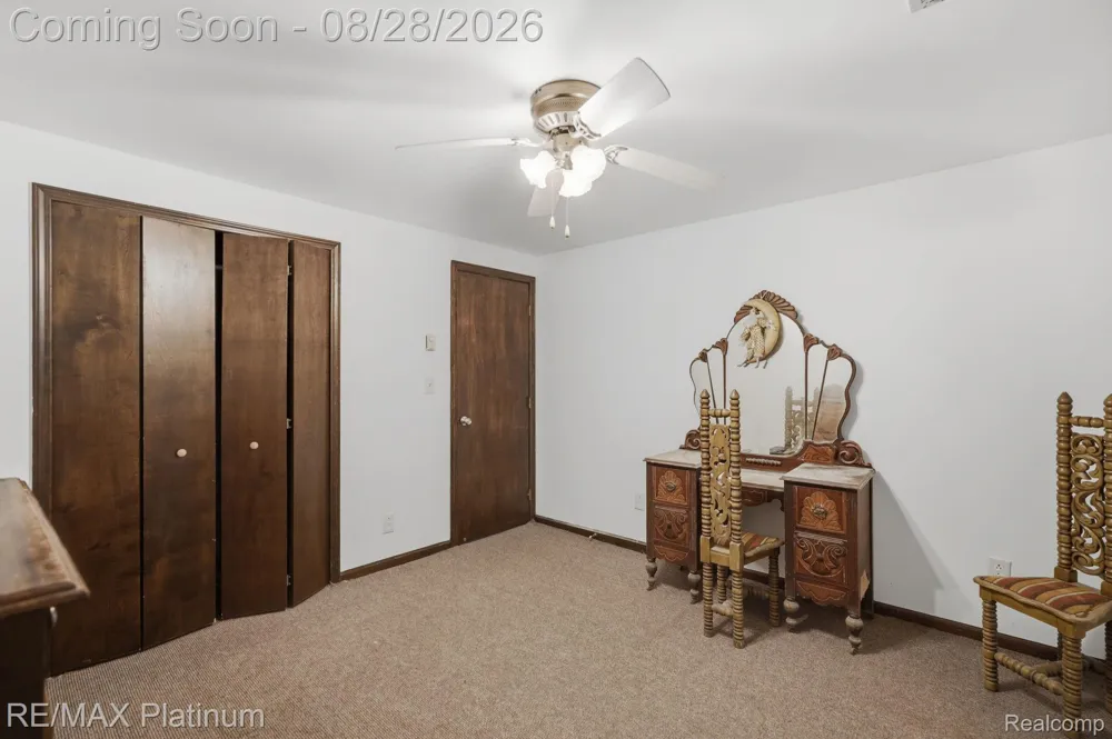 2420 Shagbark Milford Charter Township, MI 48380