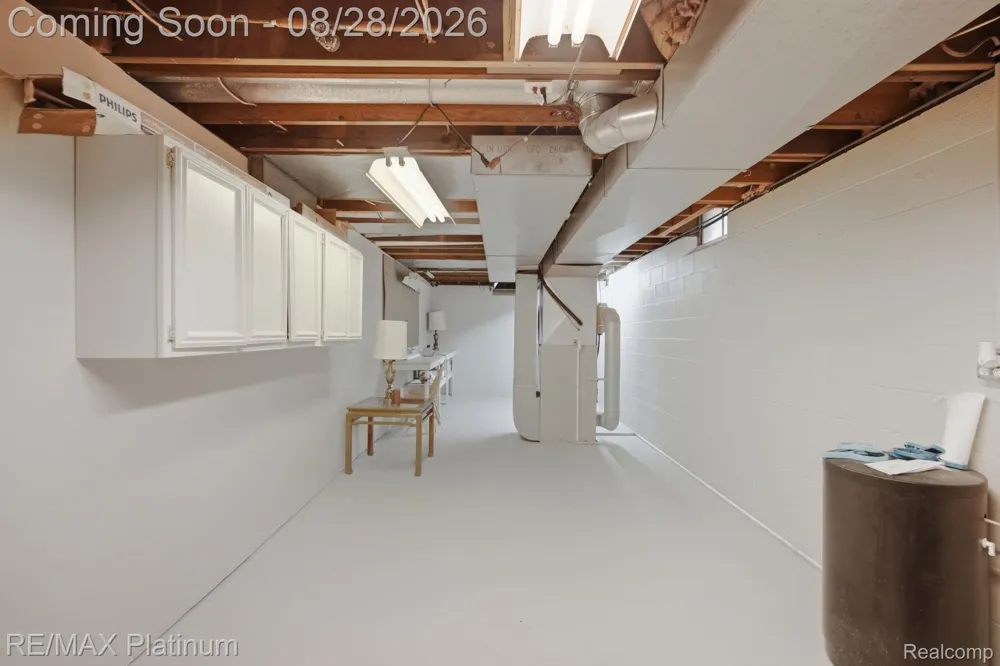 2420 Shagbark Milford Charter Township, MI 48380