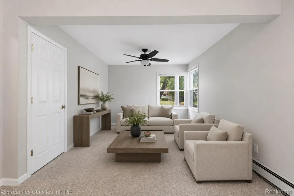 2424 Dallas Avenue Royal Oak City, MI 48067
