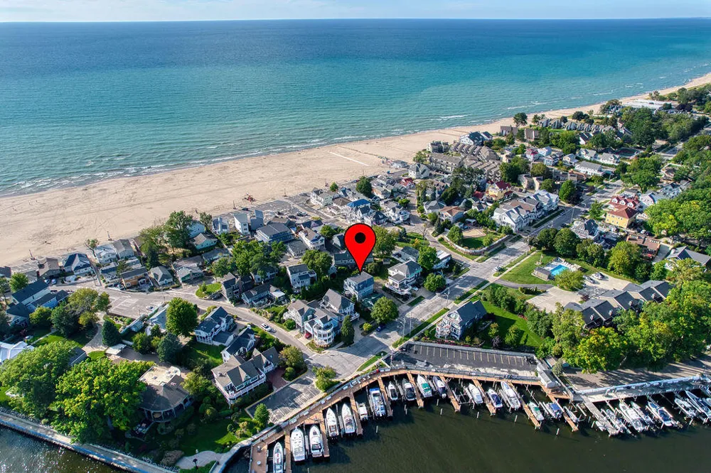 43 Shore Drive South Haven City, MI 49090