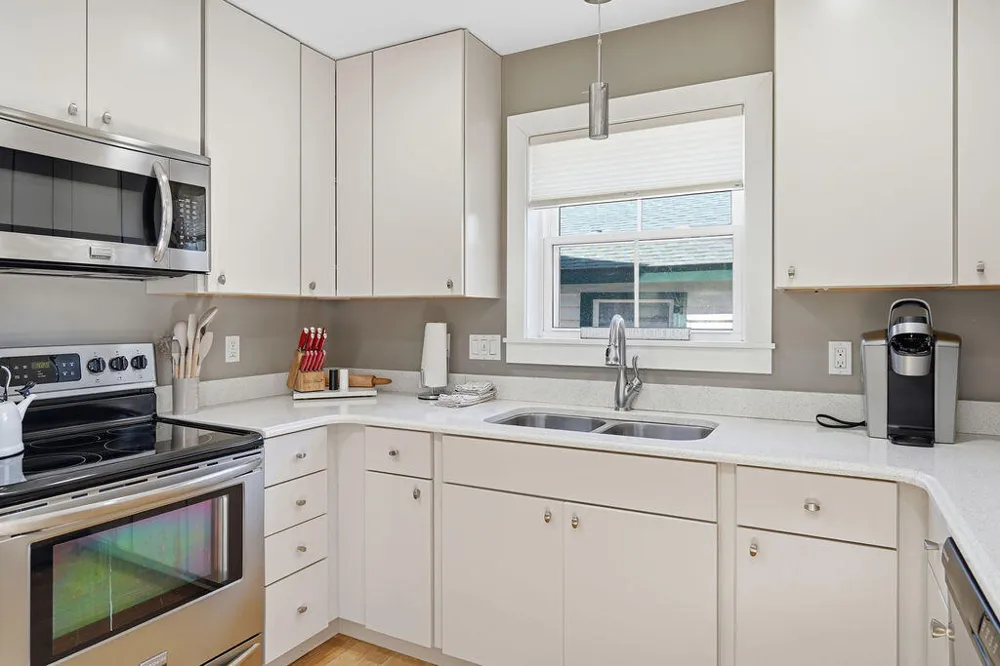 43 Shore Drive South Haven City, MI 49090