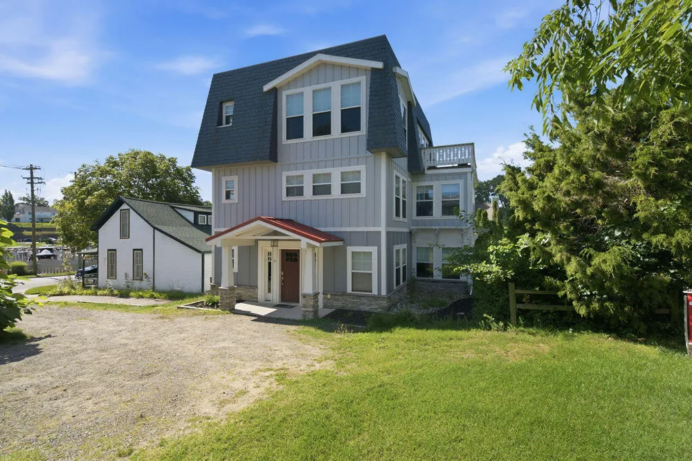 43 Shore Drive South Haven City, MI 49090