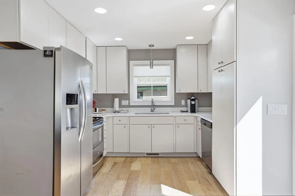 43 Shore Drive South Haven City, MI 49090