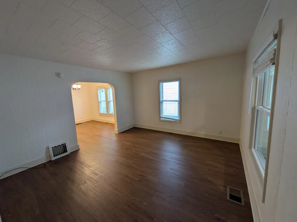 1305 Reed Avenue Kalamazoo City, MI 49001