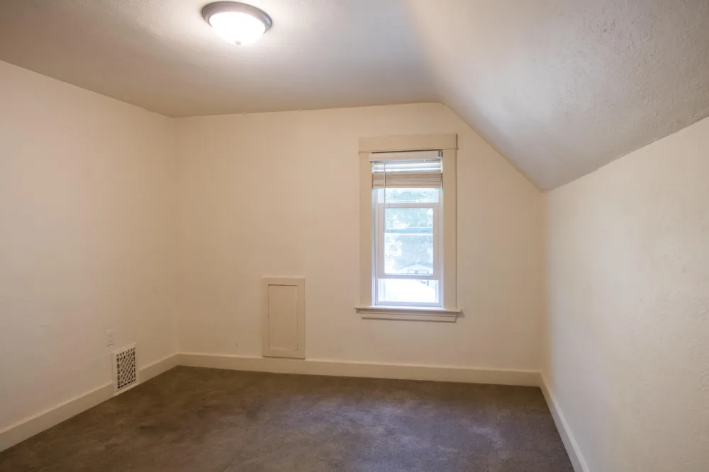 1305 Reed Avenue Kalamazoo City, MI 49001