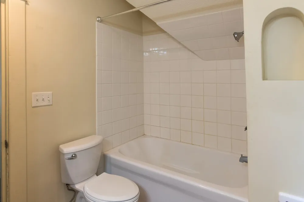 1305 Reed Avenue Kalamazoo City, MI 49001