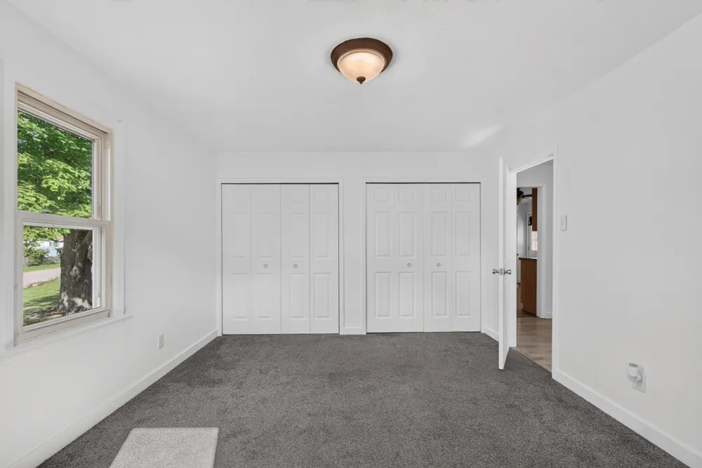 233 E Clark Street Summit Township, MI 49203
