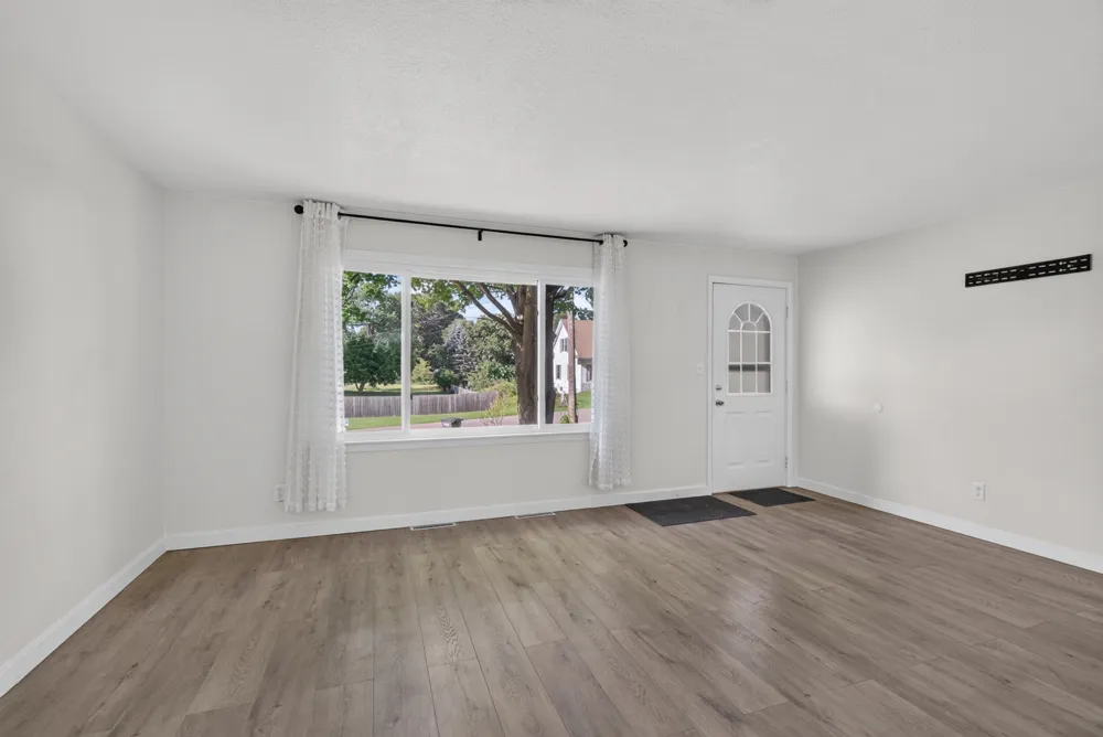 233 E Clark Street Summit Township, MI 49203