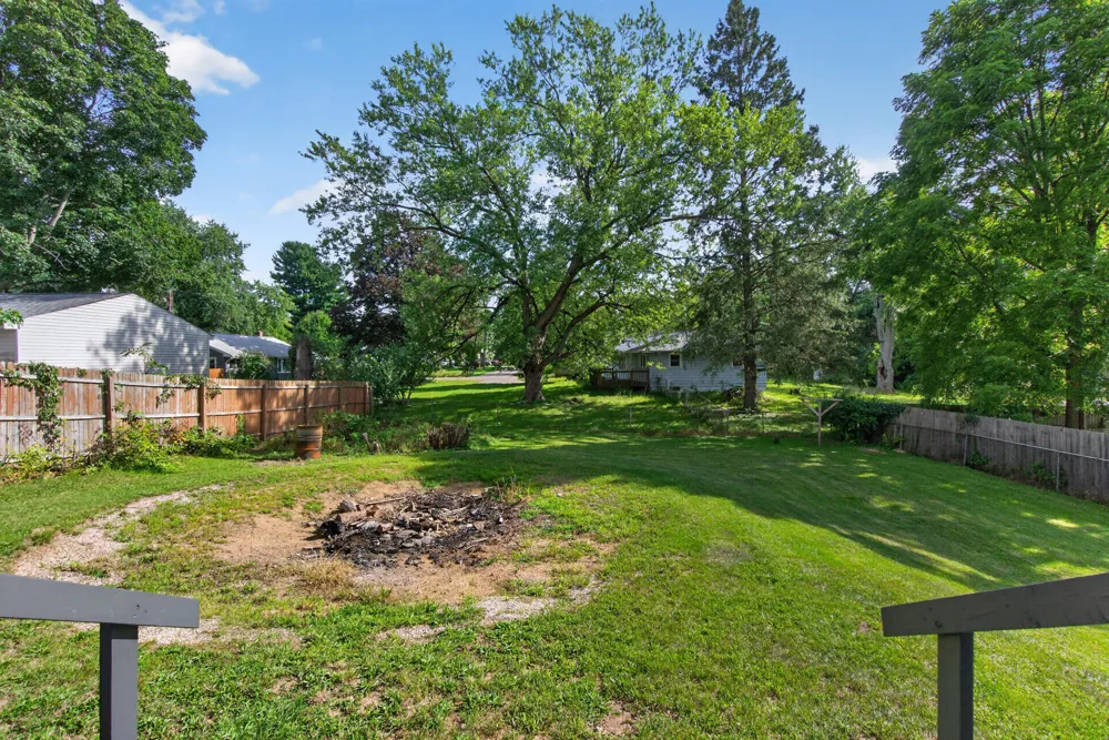233 E Clark Street Summit Township, MI 49203