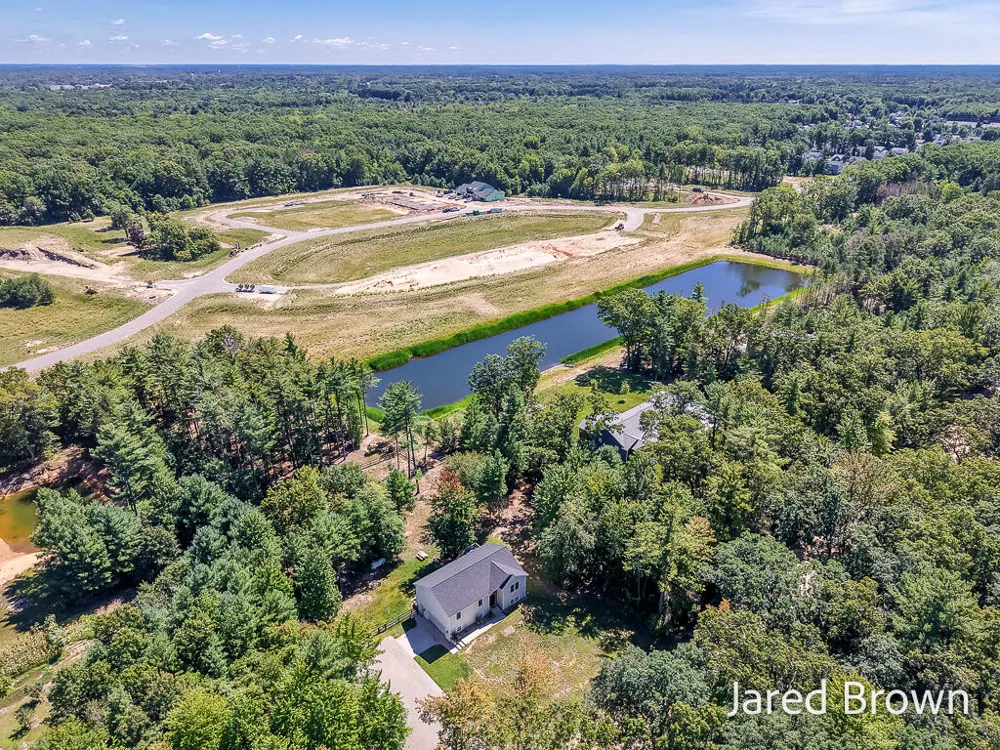 17528 136th Avenue Crockery Township, MI 49448