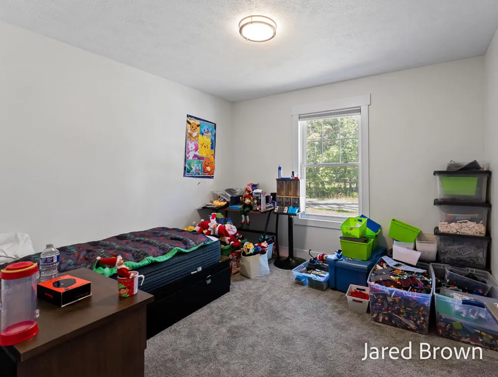 17528 136th Avenue Crockery Township, MI 49448