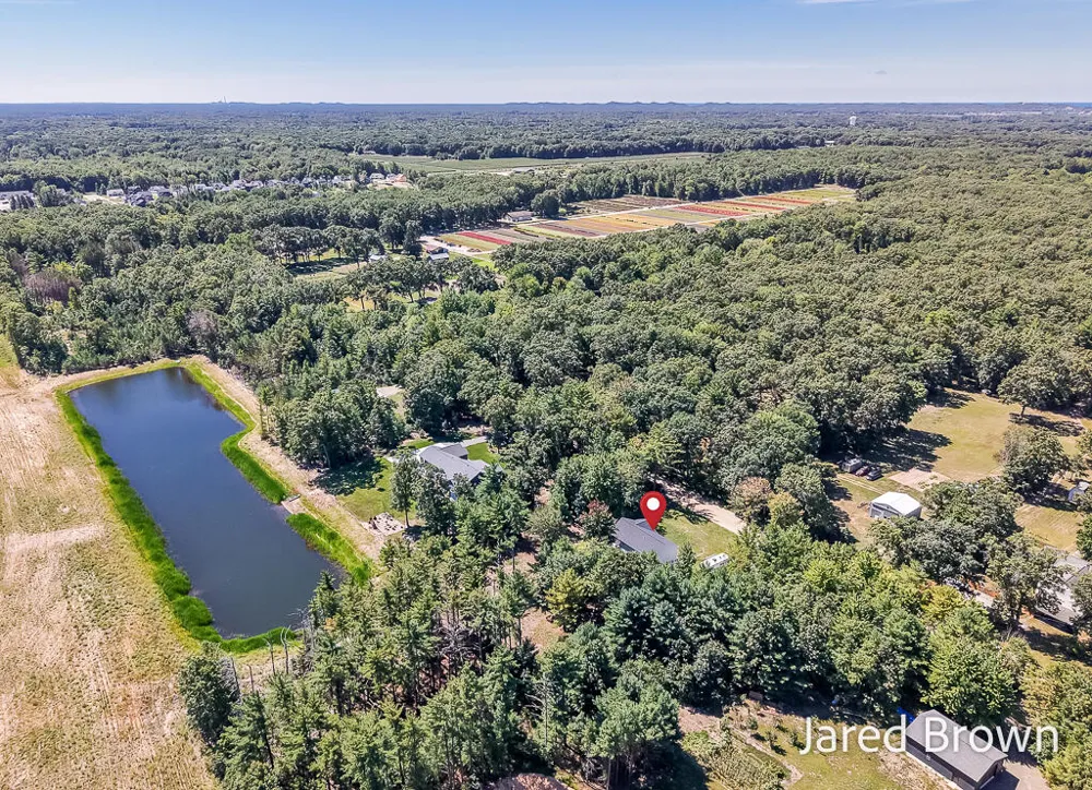 17528 136th Avenue Crockery Township, MI 49448