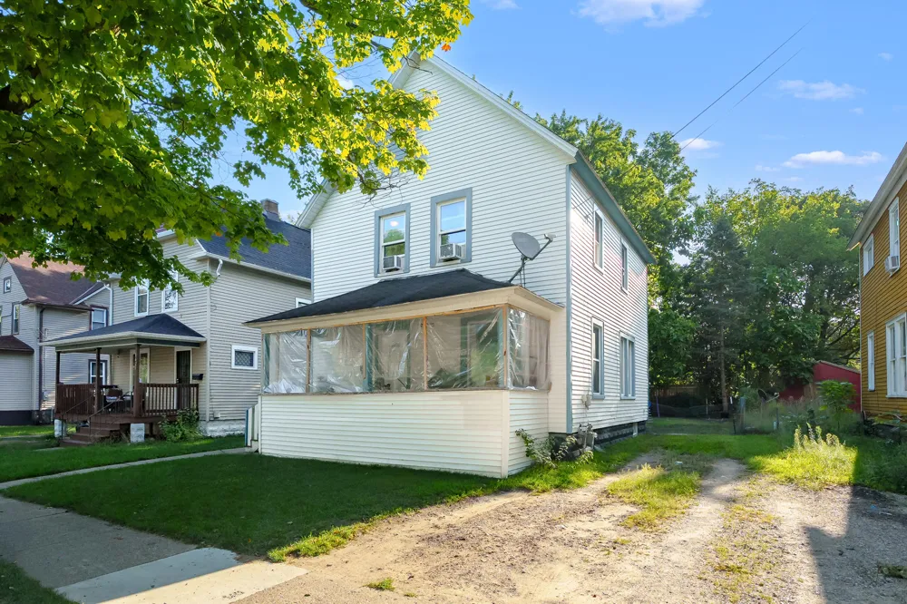 1703 Fair Street Kalamazoo City, MI 49001