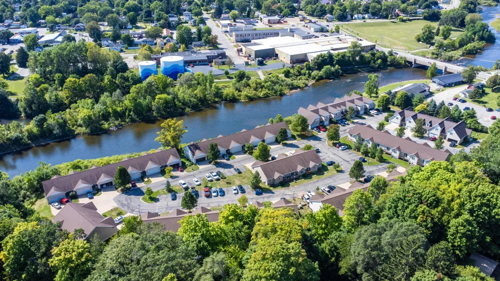 709 Tioga Park Drive Big Rapids City, MI 49307