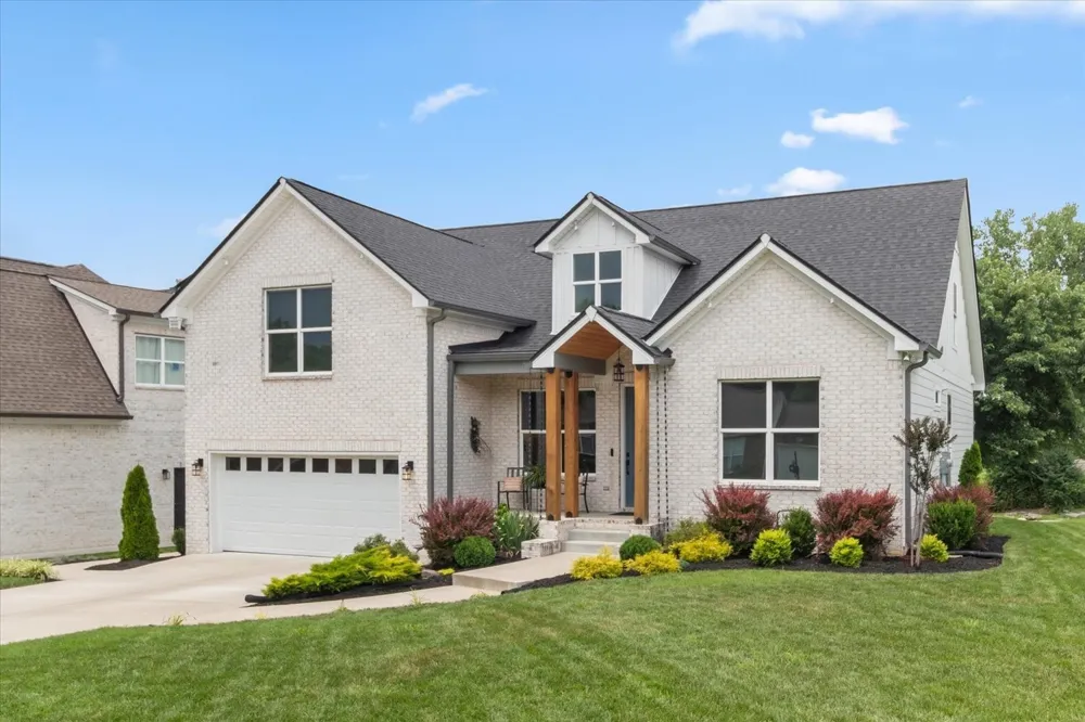 4002 Omaha Ct Mount Juliet, TN 37122