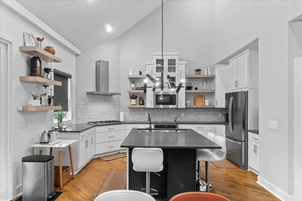 4002 Omaha Ct Mount Juliet, TN 37122