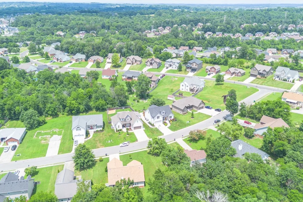 4002 Omaha Ct Mount Juliet, TN 37122