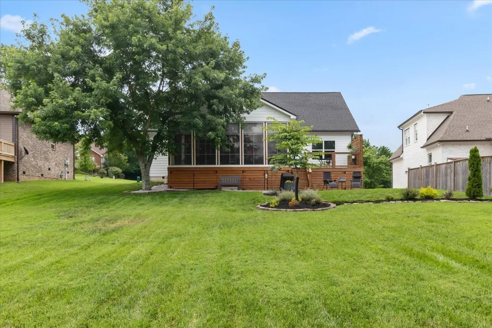 4002 Omaha Ct Mount Juliet, TN 37122