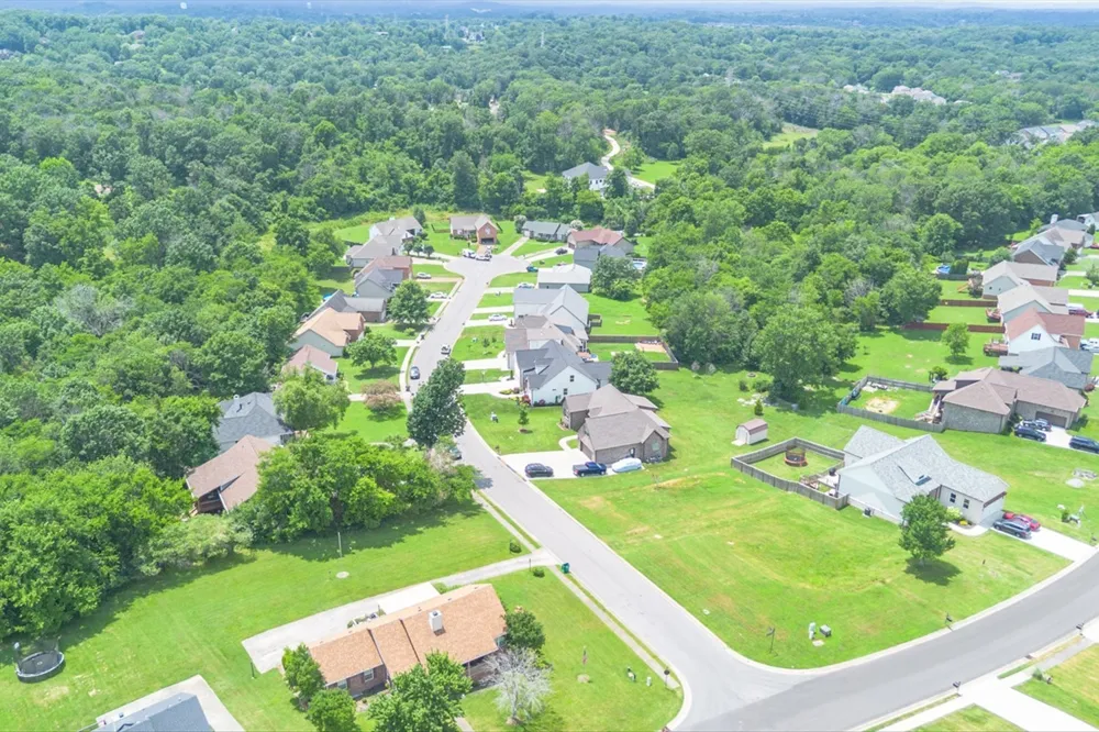 4002 Omaha Ct Mount Juliet, TN 37122